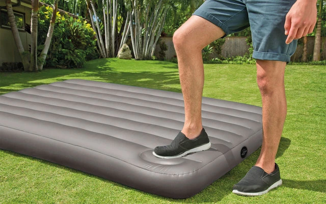 Intex Luftbett Mit Integrierter Pumpe 191x76 Cm 4 Intex Luftbett Mit Integrierter Pumpe 191x76 Cm – Bild 4