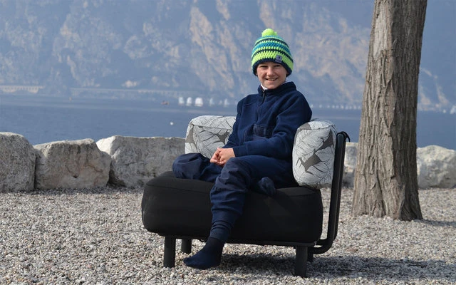 One Bar Element 1 Aufblasbarer Sessel / Sitzelement Light Grey / Red 7 One Bar Element 1 Aufblasbarer Sessel / Sitzelement Light Grey / Red – Bild 7