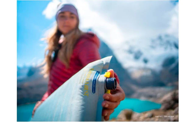 Therm-a-Rest NeoAir Topo Print Isomatte Regular 183 X 51 Cm 7 Therm-a-Rest NeoAir Topo Print Isomatte Regular 183 X 51 Cm – Bild 7