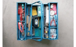 Brennenstuhl Mobiler LED Akku Strahler 8,5 W -Camping Gear Günstiges Camping Geschäft 700592 4866608