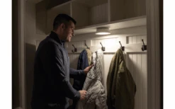 Mr. Beams MB981 LED Deckenleuchte Mit Bewegungsmelder Batteriebetrieben -Camping Gear Günstiges Camping Geschäft 760184 5098412